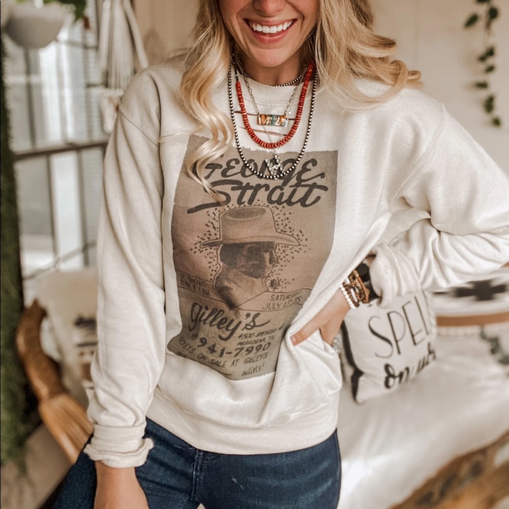George Strait Distressed Pullover